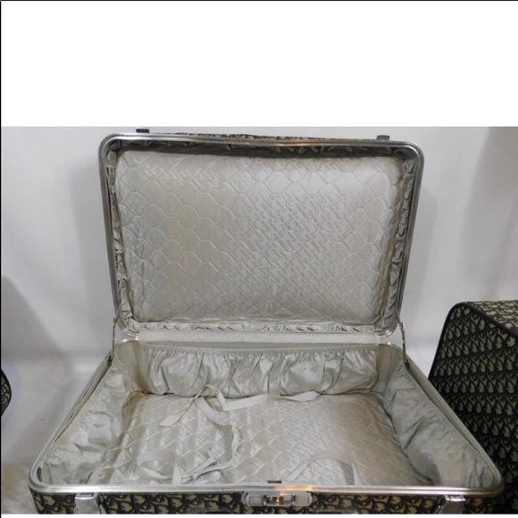 Three vintage Christian Dior monogram hard luggage - Picture 6 of 9